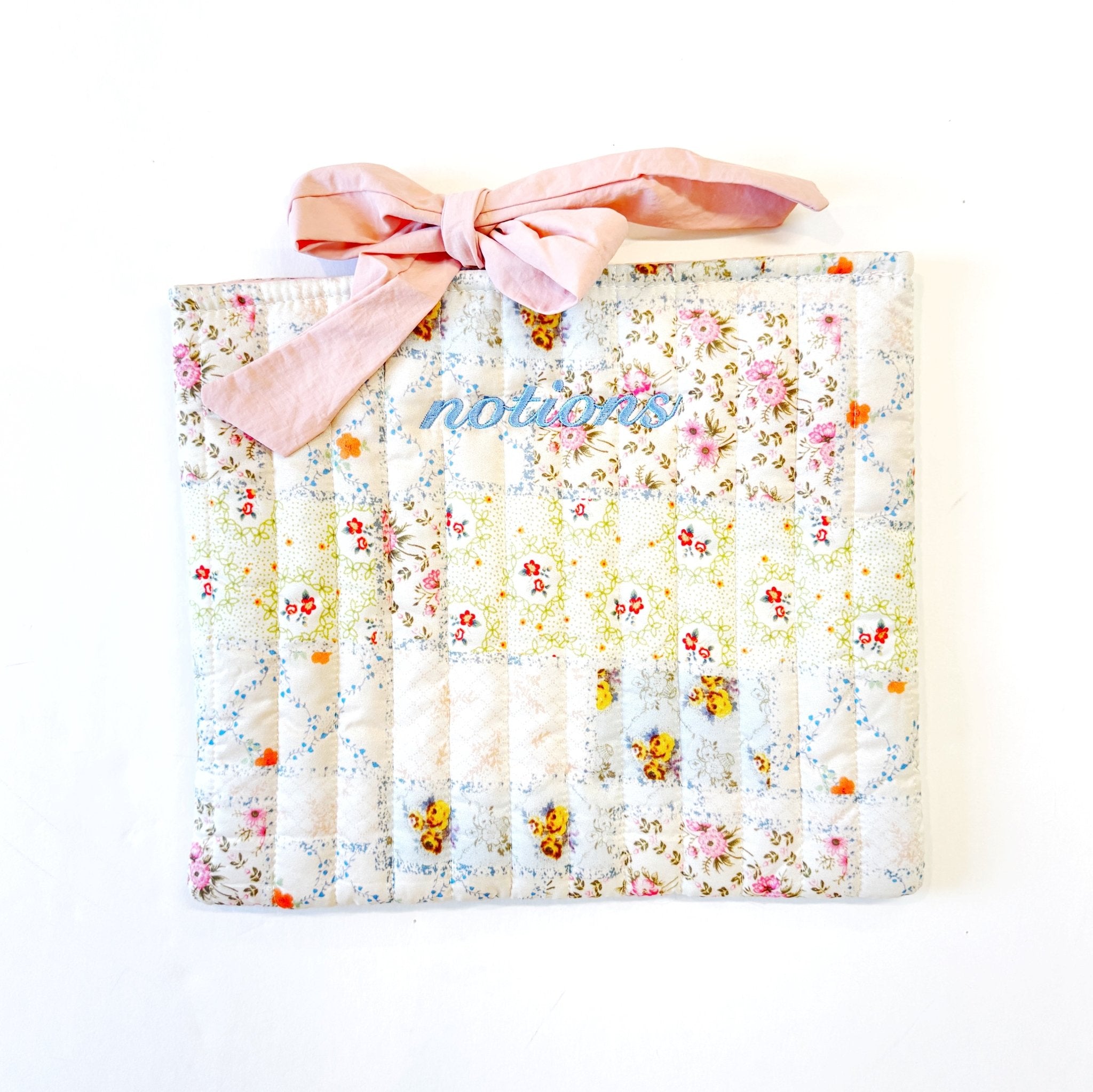 Red Shack Fancy PouchThe Red Thread AtelierAccessoryThe Red Thread Atelier