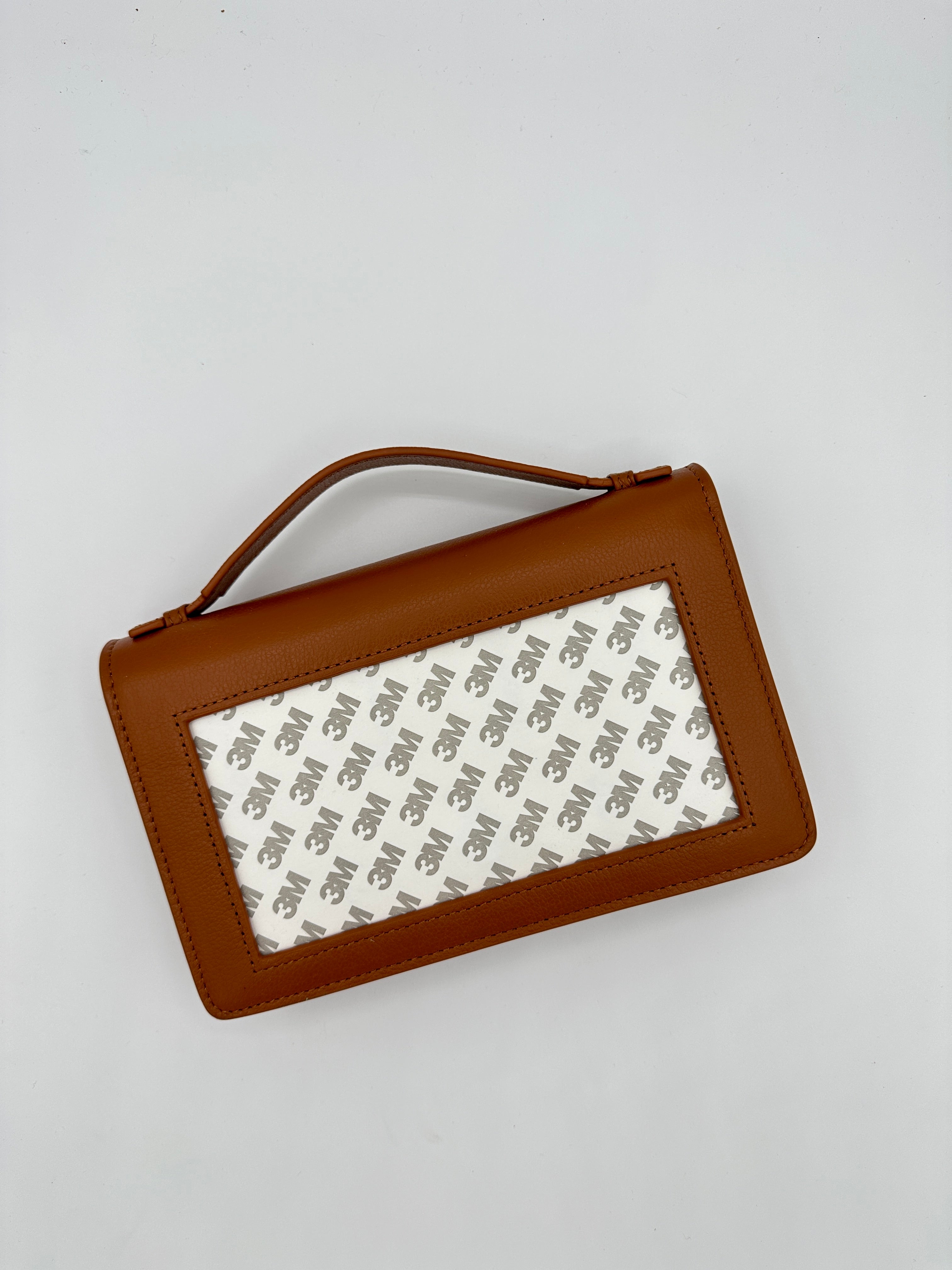 Everyday Clutch w chain