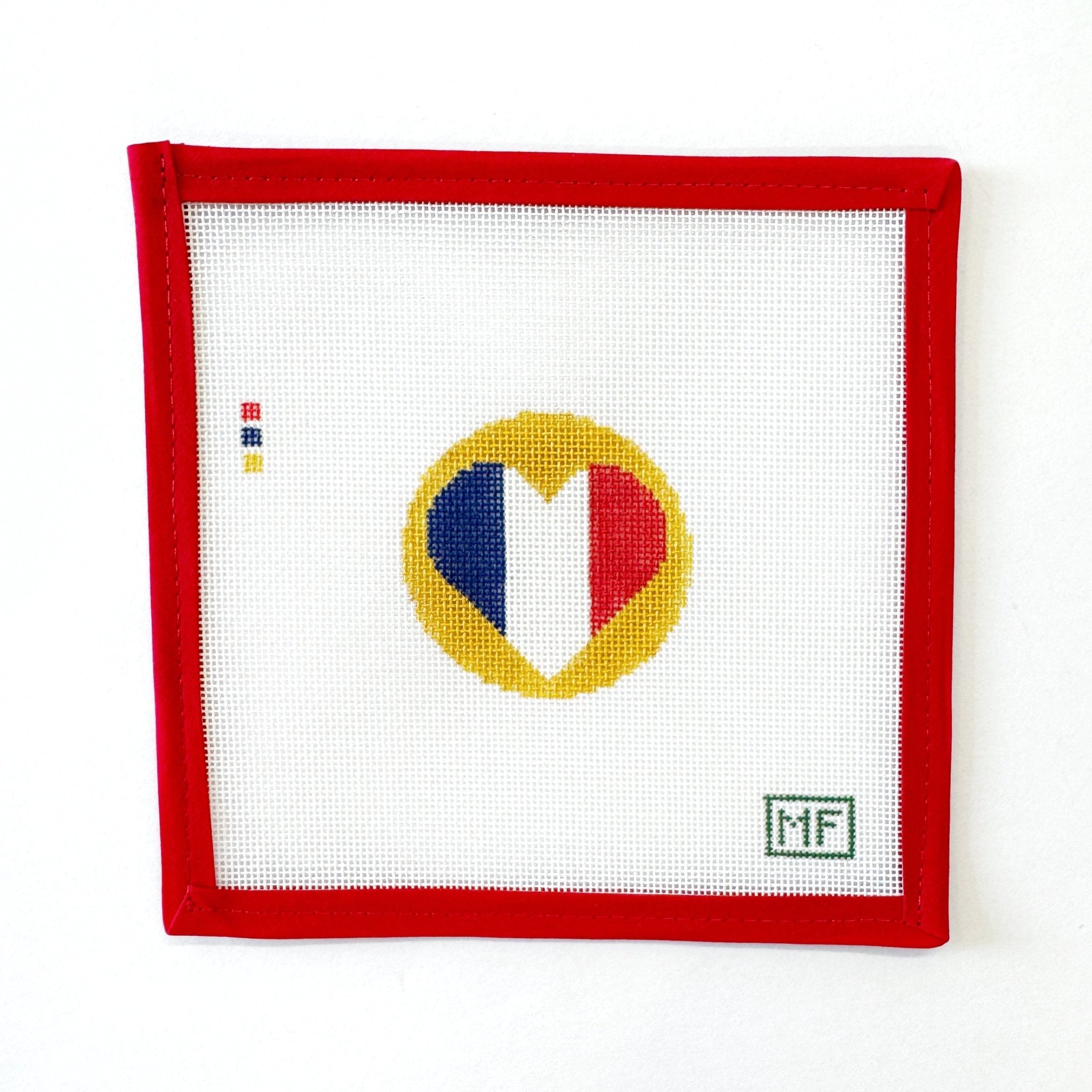 Heart Flag Round - FranceMF NeedlepointCanvasThe Red Thread Atelier