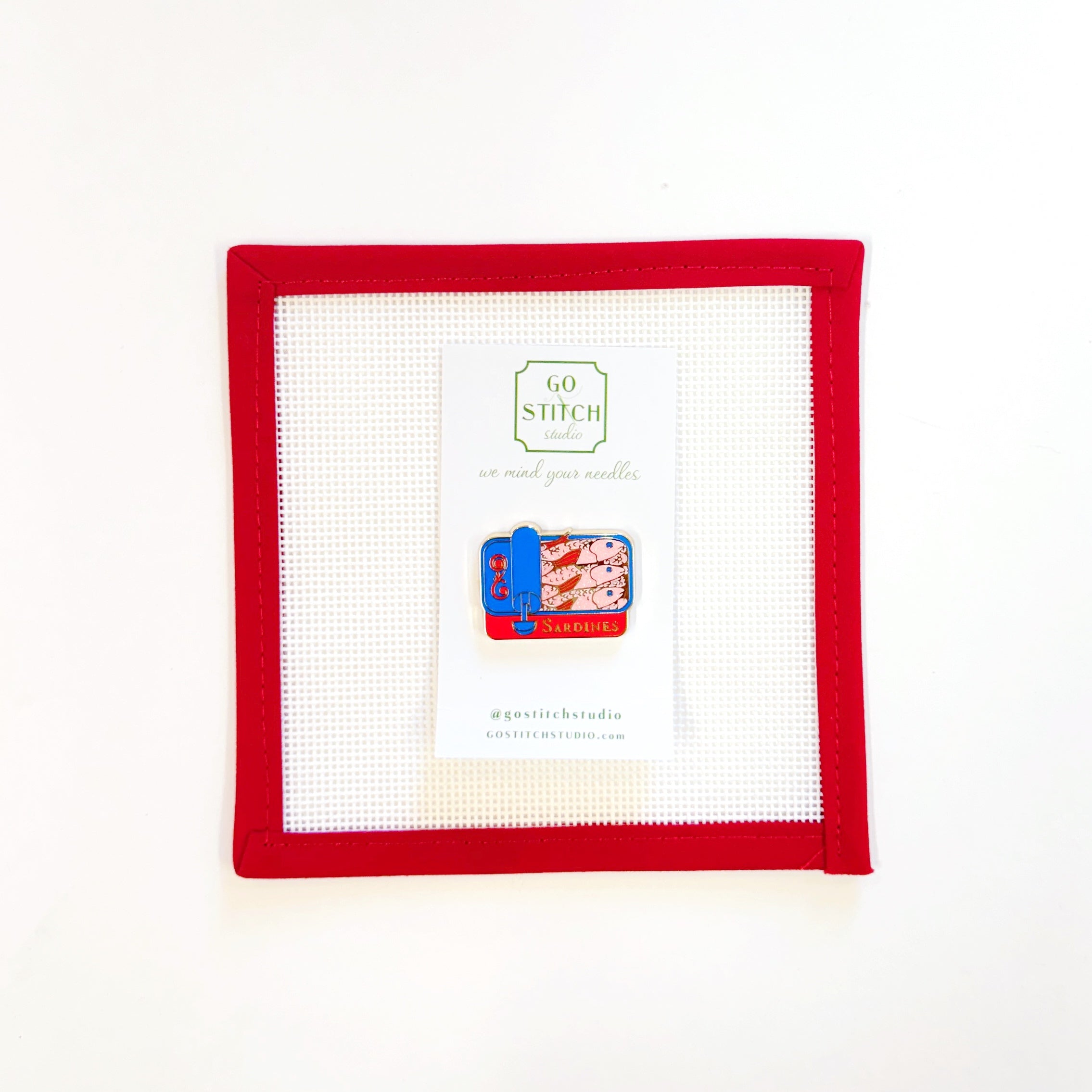 Sardines Needle Minder