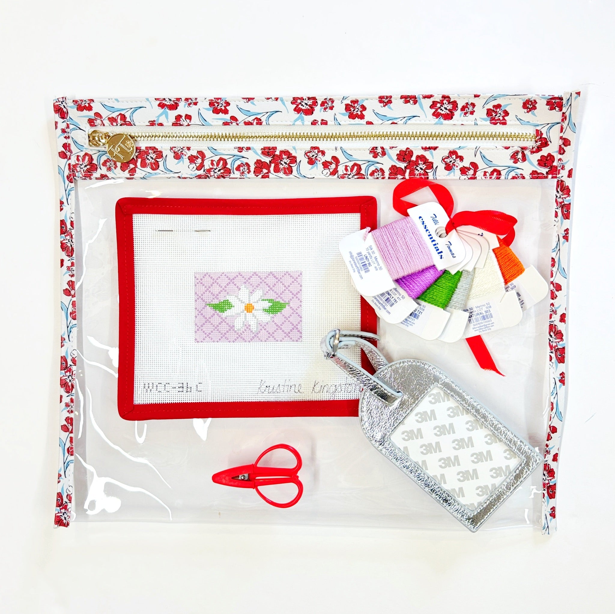 Ultimate Travel Kit - White Flower on Lilac Argyle, Silver Luggage Tag