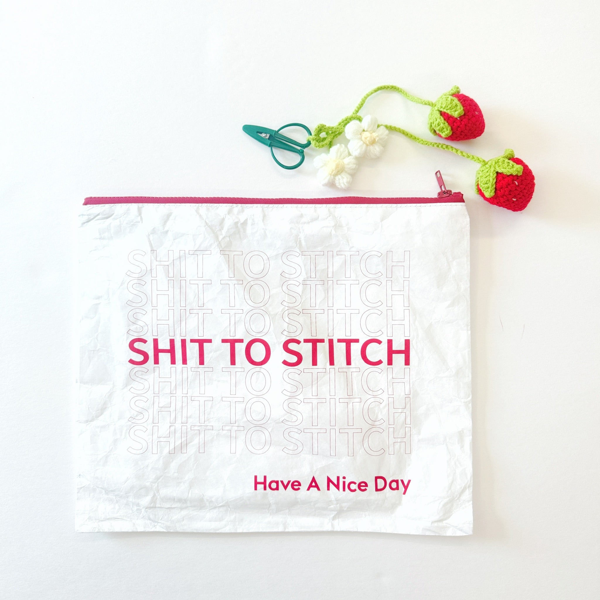 Strawberry SnipsLe StitchAccessoryThe Red Thread Atelier