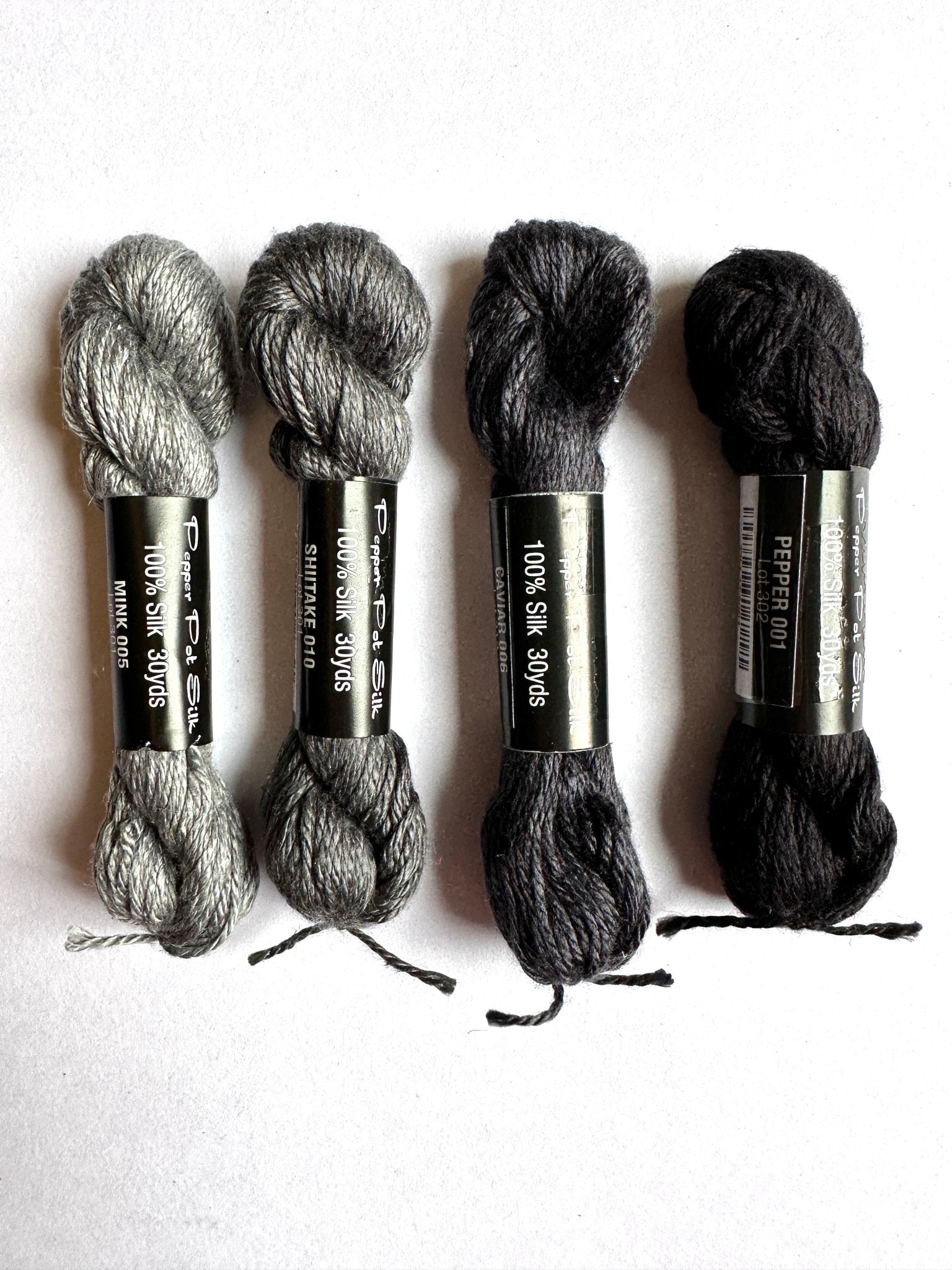 Pepper Pot, grey/blackPlanet Earth FiberThe Red Thread Atelier
