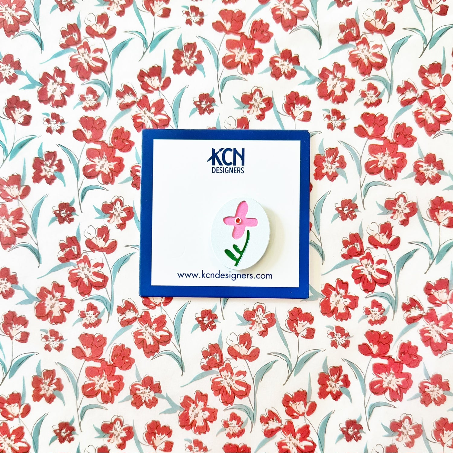 Pink Flower on White NeedleminderKCNNeedleminderThe Red Thread Atelier
