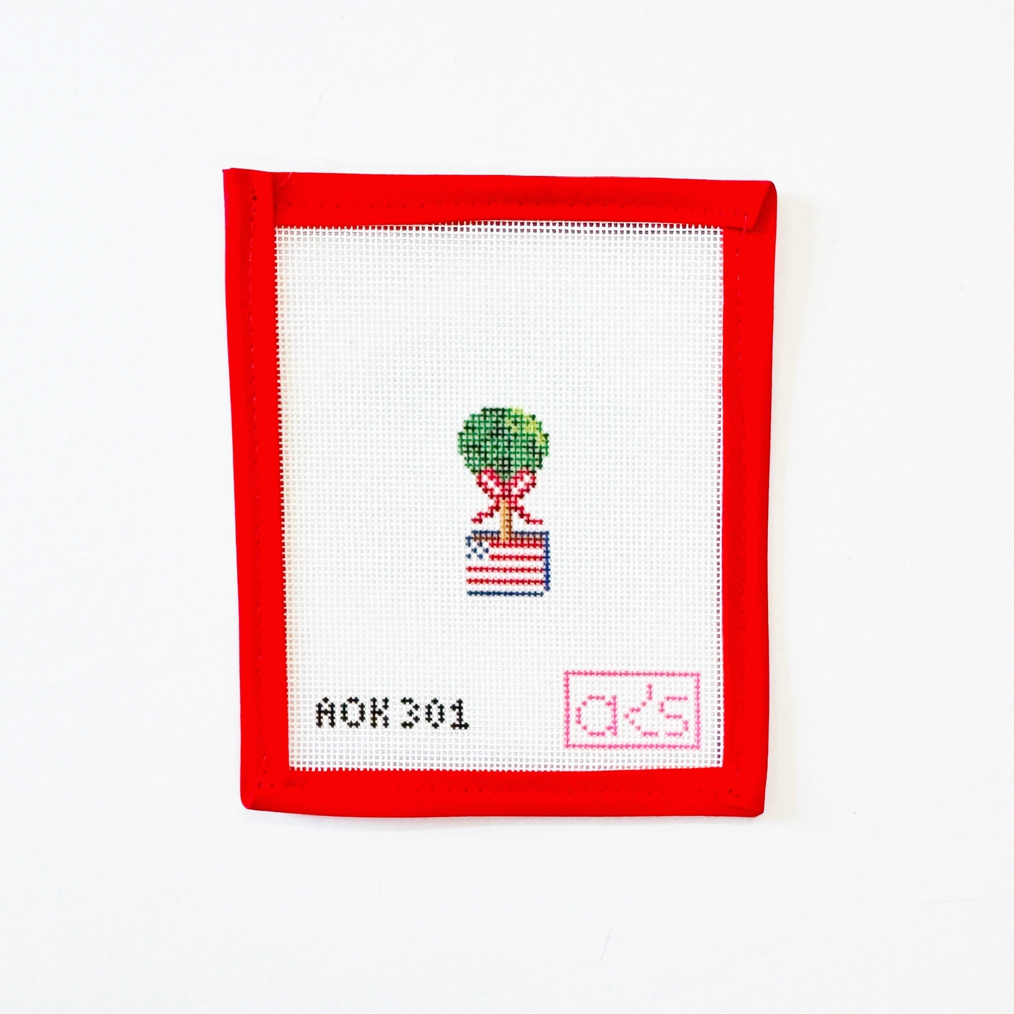 Mini 4th of July Topiary - Flag VaseAnn KayeCanvasThe Red Thread Atelier