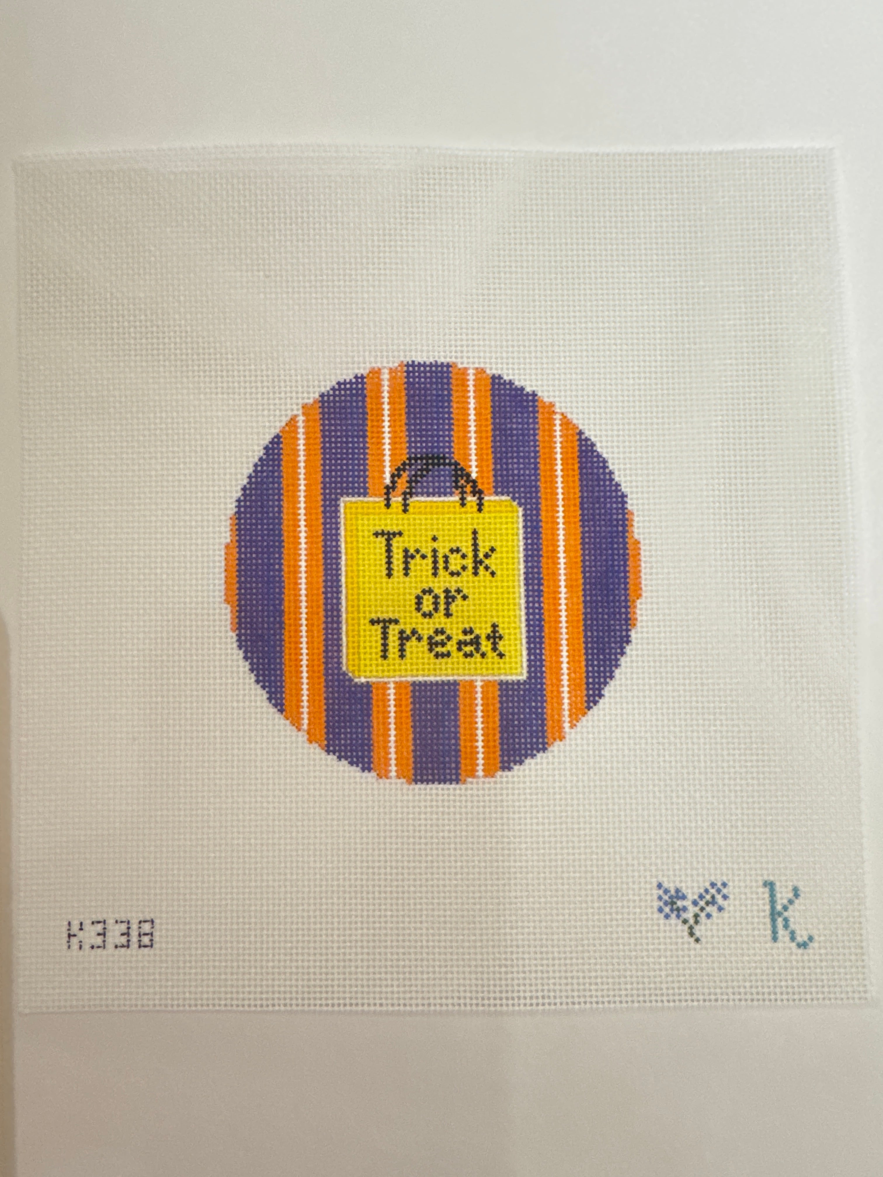 K338 Halloween Round- Trick or Treat Bag