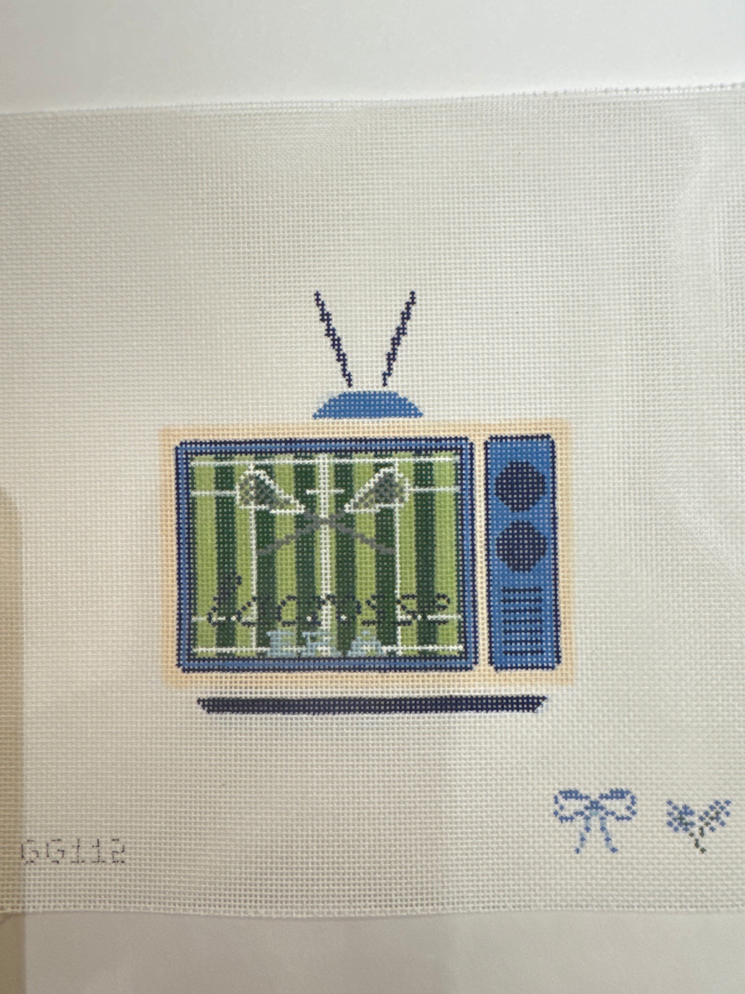 GG112 Retro TV - Lacrosse Era