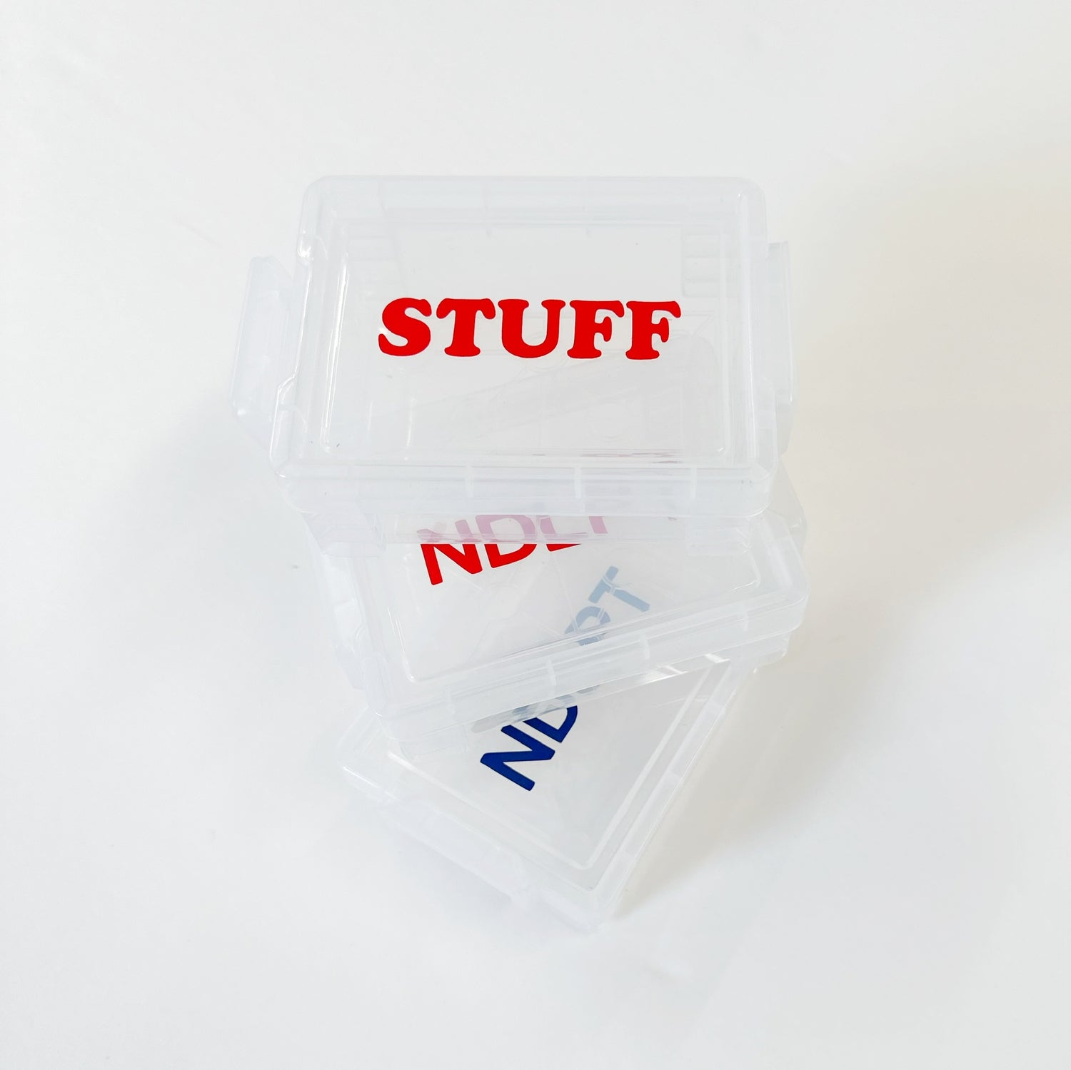 NDLPT Snap Box - RedUp North NeedlepointAccessoriesThe Red Thread Atelier