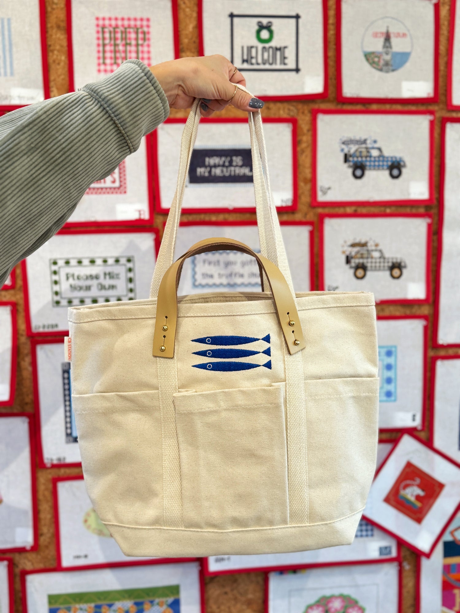 Le Stitch Icon Tote w leather handles