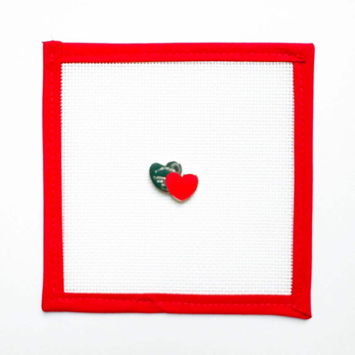 “Please Return to” heart needleminder