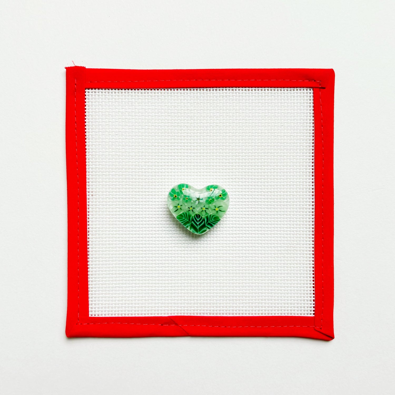 Green Heart Needleminder