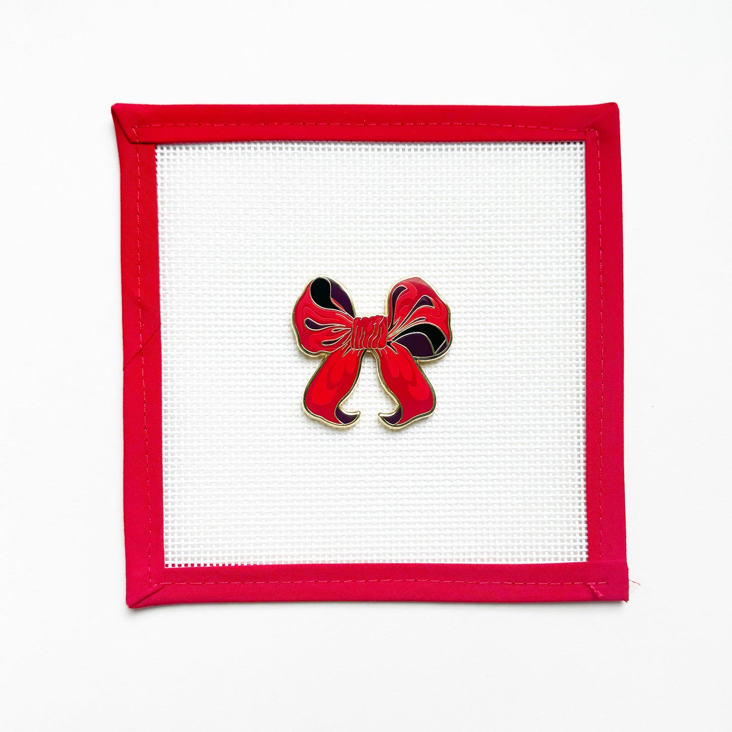 Red Bow Needleminder