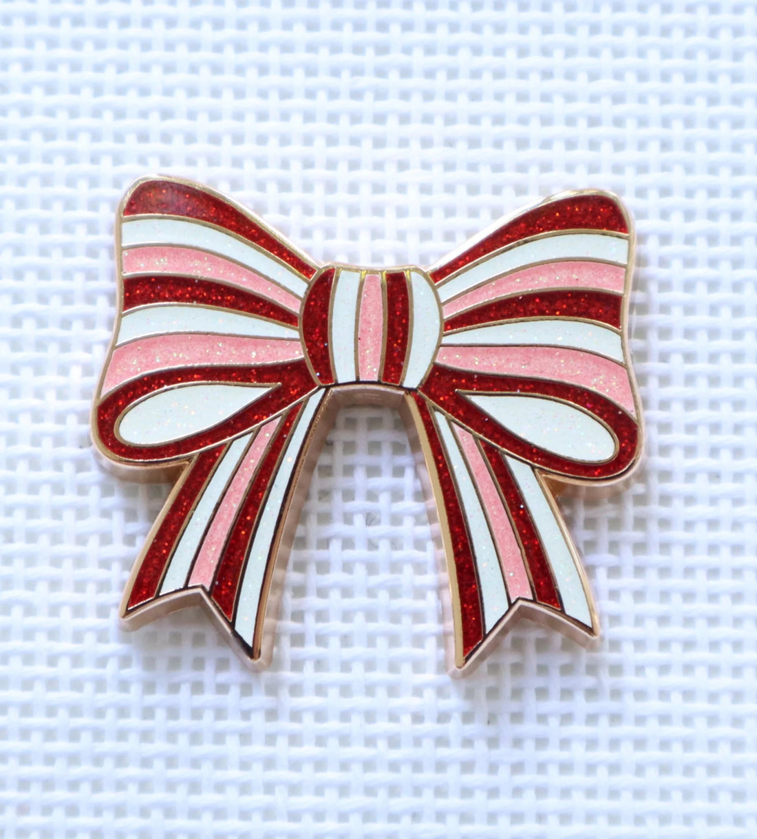 Peppermint Bow NeedleminderGo Stitch StudioNeedleminderThe Red Thread Atelier
