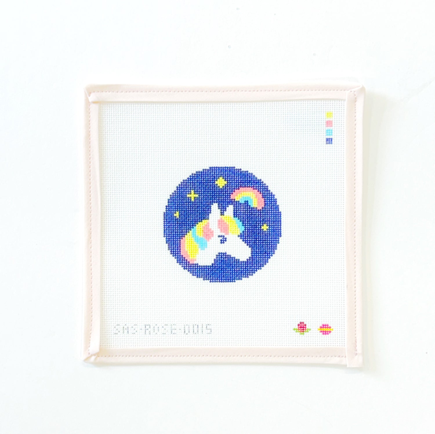 Simple Horse RoundSaturnalia StitchingCanvasThe Red Thread Atelier