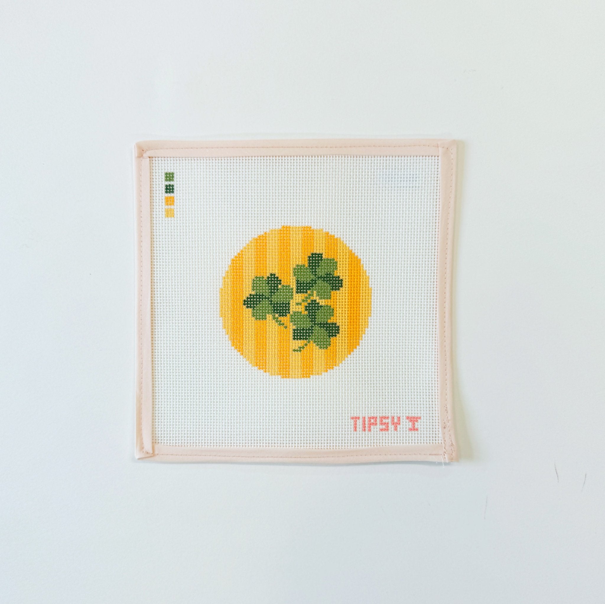Three Clover RoundThreaded &amp; TipsyCanvasThe Red Thread Atelier