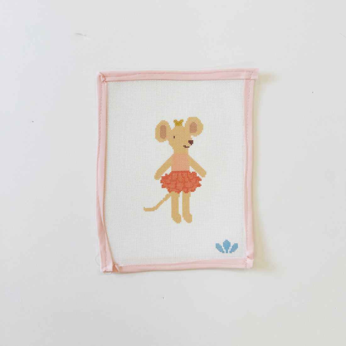 Royal Little Sister Princess Mousethree petalsThe Red Thread Atelier