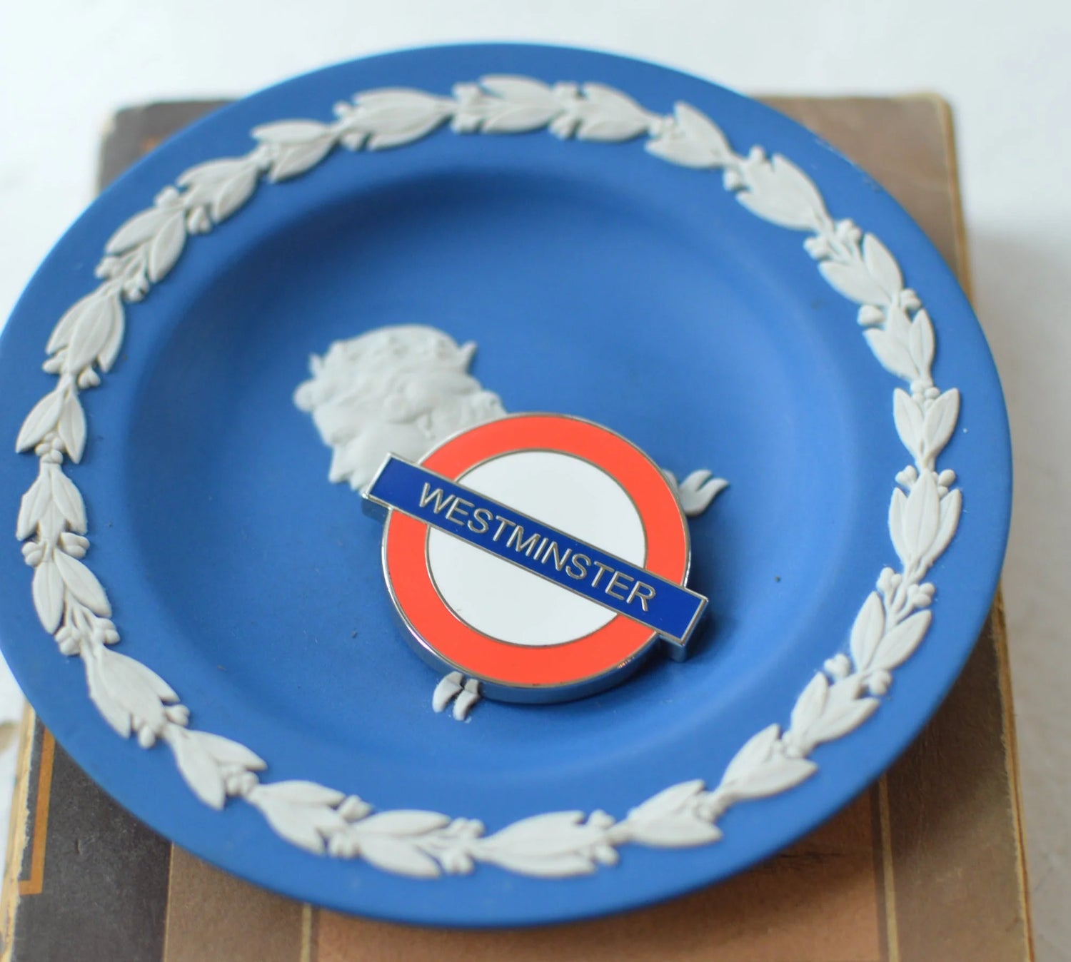 Westminster Needleminder